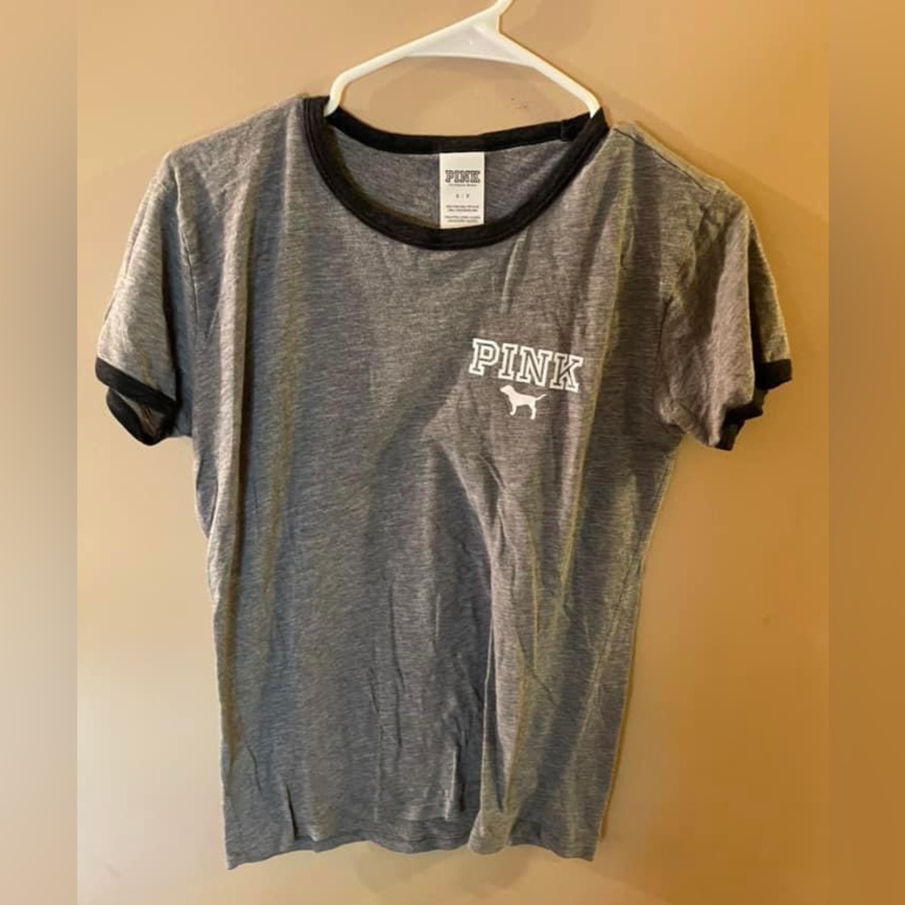 Grey PINK tee